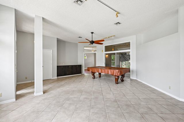 160 Royal Pine Circle S, Royal Palm Beach, FL 33411