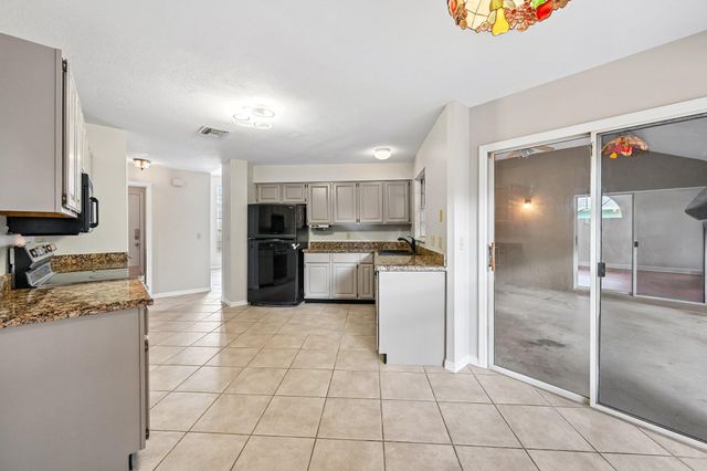 160 Royal Pine Circle S, Royal Palm Beach, FL 33411