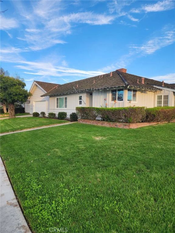 1260 Somerset, Newport Beach, CA 92660