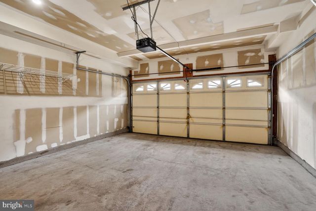 42882 CONRAD TER, Chantilly, VA 20152