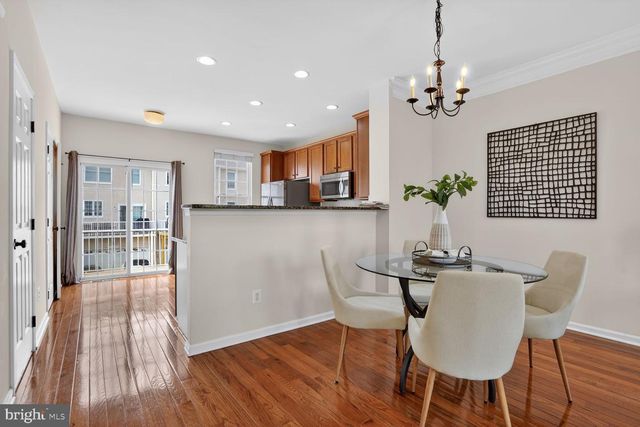 42882 CONRAD TER, Chantilly, VA 20152