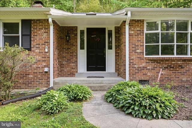 99 CAREFREE LN, Boyce, VA 22620