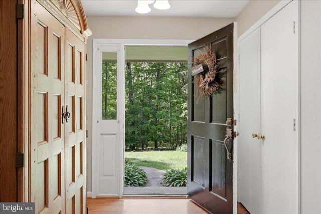 99 CAREFREE LN, Boyce, VA 22620