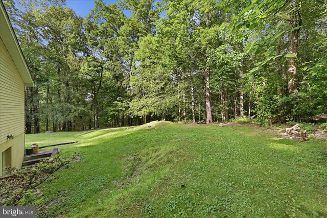 99 CAREFREE LN, Boyce, VA 22620