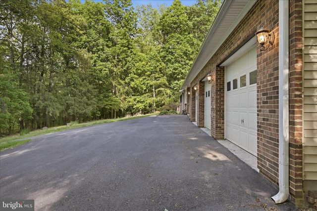 99 CAREFREE LN, Boyce, VA 22620