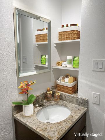 8510 Park Lane 102, Dallas, TX 75231