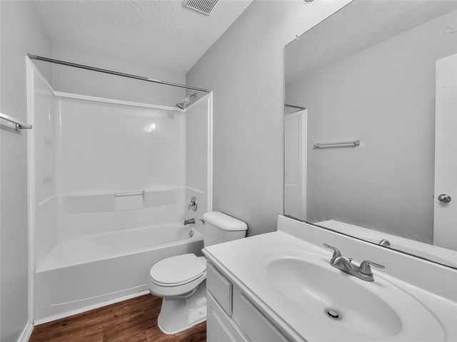 5439 Aloe Avenue, Baytown, TX 77521