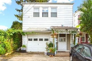 109 Dixon Ave, Paterson City, NJ 07501