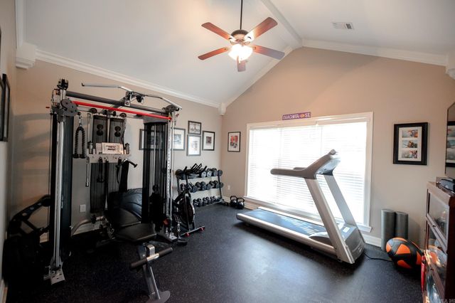 158 Pine Needles Dr, El Dorado, AR 71730