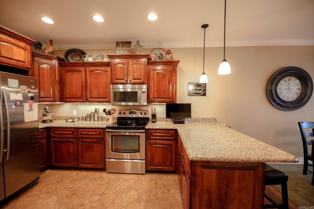 158 Pine Needles Dr, El Dorado, AR 71730