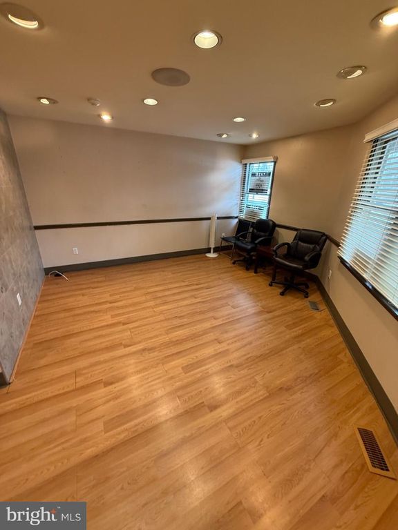 120 MADISON AVE, MOUNT HOLLY, NJ 08060 — photo 3