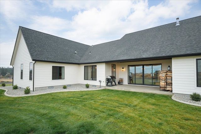23070 W McFarlane Rd, Medical Lake, WA 99022