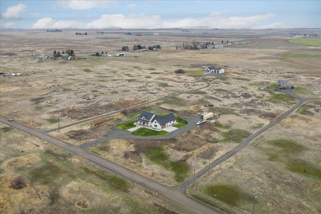 23070 W McFarlane Rd, Medical Lake, WA 99022