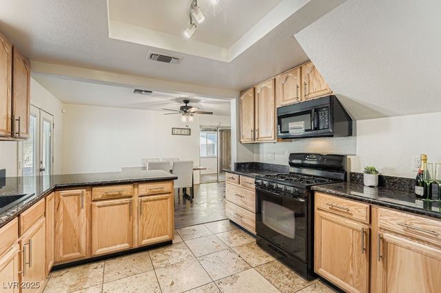 6820 Waterhen Circle, Las Vegas, NV 89108