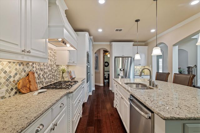 2833 Macquarie Street, Trophy Club, TX 76262