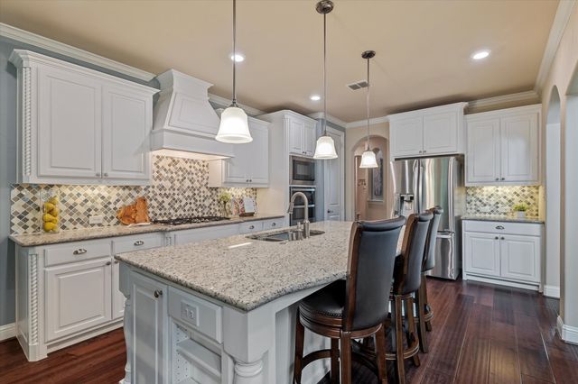 2833 Macquarie Street, Trophy Club, TX 76262
