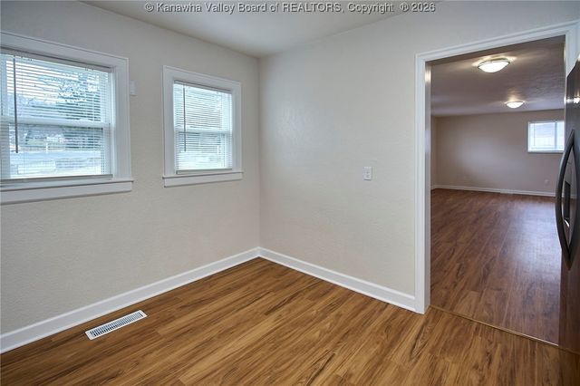 719 Hansford Street, St Albans, WV 25177