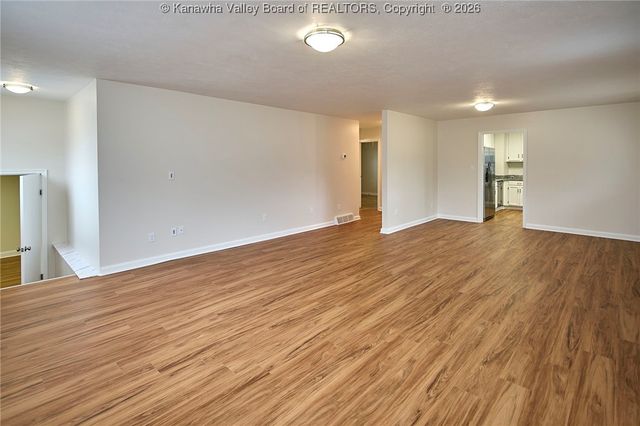 719 Hansford Street, St Albans, WV 25177