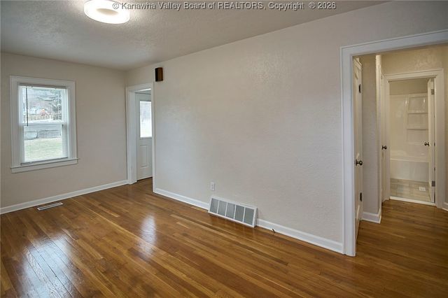 719 Hansford Street, St Albans, WV 25177