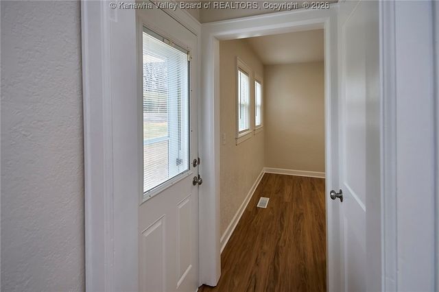 719 Hansford Street, St Albans, WV 25177