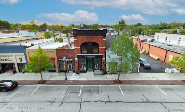 27 S Broadway Street, Lake Orion, MI 48362