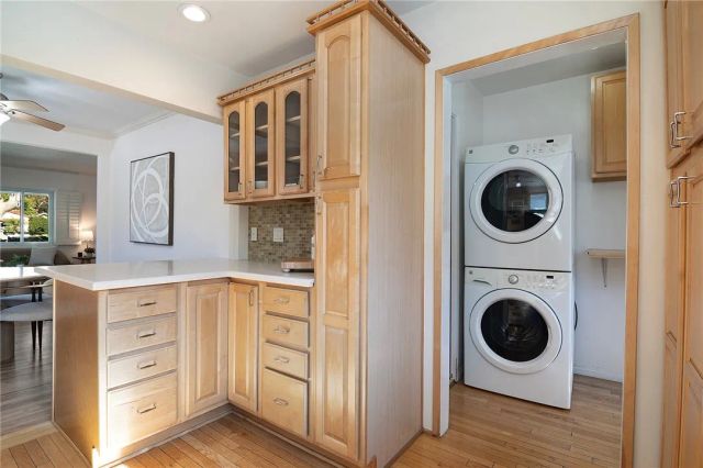 405 N Griffith Park, Burbank, CA 91506
