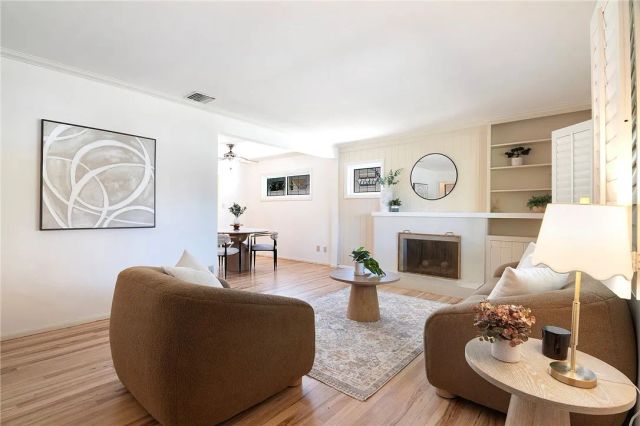 405 N Griffith Park, Burbank, CA 91506