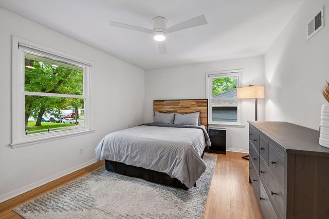 5700 Xerxes Avenue S, Edina, MN 55410