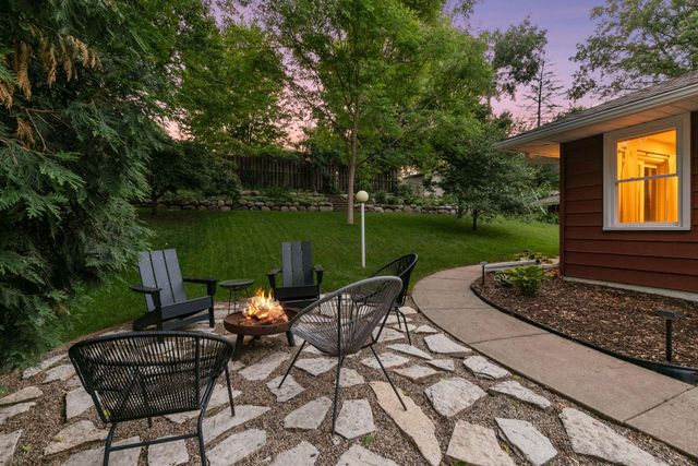 5700 Xerxes Avenue S, Edina, MN 55410