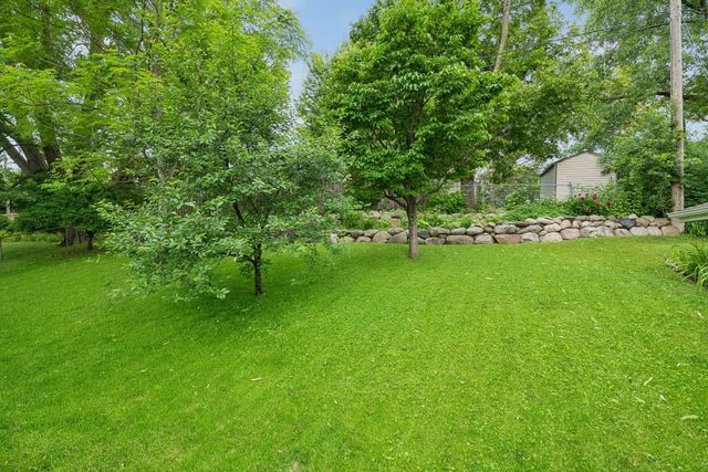 5700 Xerxes Avenue S, Edina, MN 55410