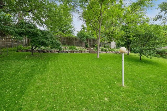 5700 Xerxes Avenue S, Edina, MN 55410