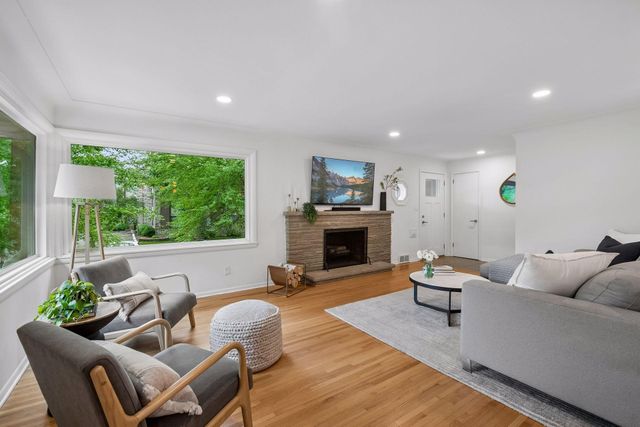 5700 Xerxes Avenue S, Edina, MN 55410