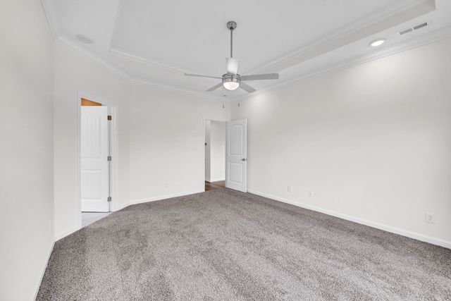 401 Blackjack Oak Ct, Clarksville, TN 37043
