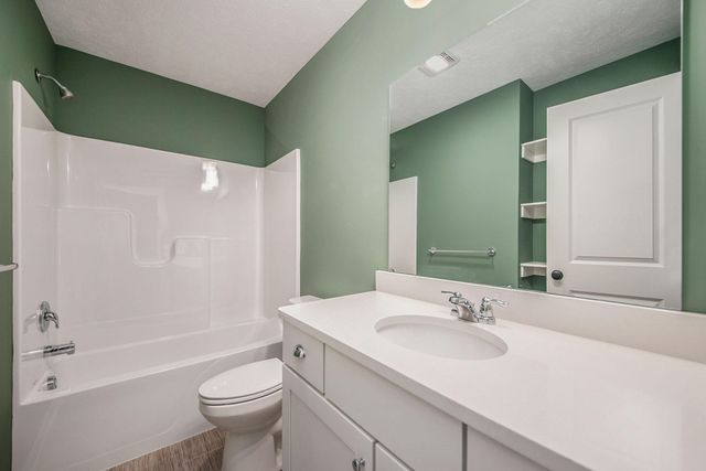 1689 Thyme Drive SW, Byron Center, MI 49315
