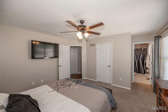 5929 Woodbrook Drive, St Louis, MO 63129