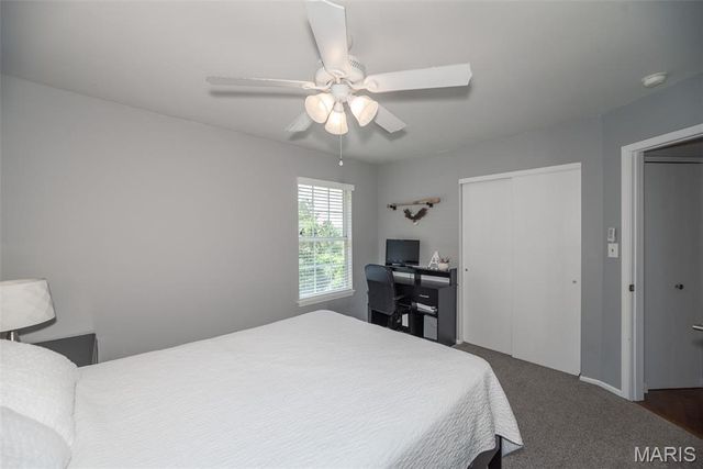 5929 Woodbrook Drive, St Louis, MO 63129