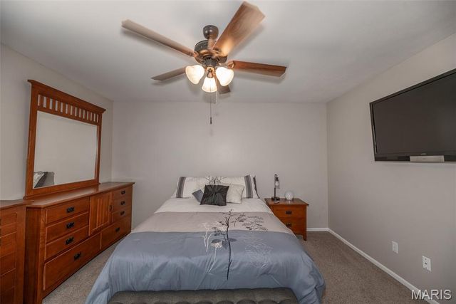 5929 Woodbrook Drive, St Louis, MO 63129
