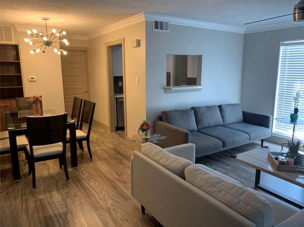 6402 Del Monte Drive 121, Houston, TX 77057