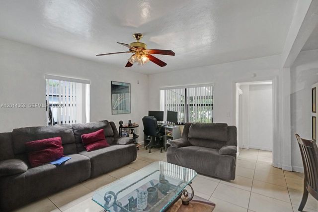 1379 NE 177th St, North Miami Beach, FL 33162