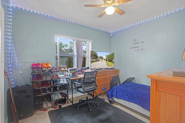 1379 NE 177th St, North Miami Beach, FL 33162