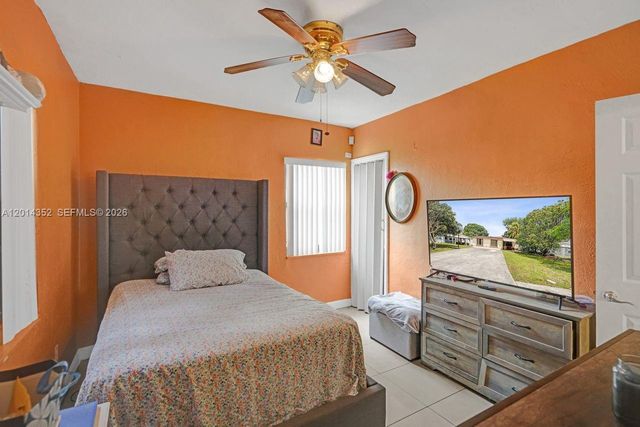 1379 NE 177th St, North Miami Beach, FL 33162