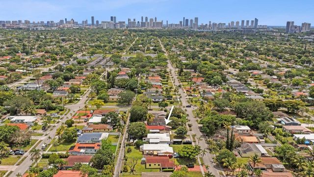 1379 NE 177th St, North Miami Beach, FL 33162