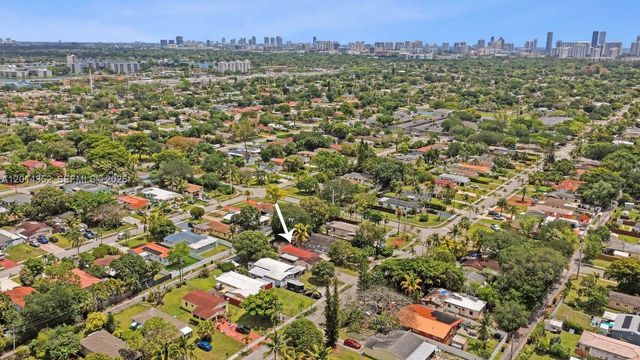 1379 NE 177th St, North Miami Beach, FL 33162