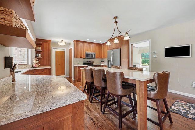 7373 Dell Road, Saline, MI 48176