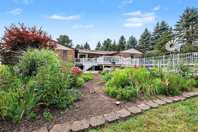 7373 Dell Road, Saline, MI 48176