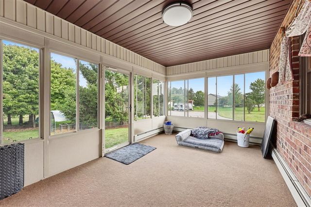 7373 Dell Road, Saline, MI 48176