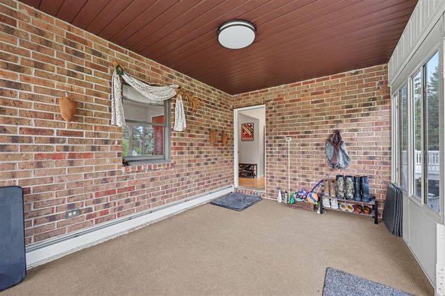 7373 Dell Road, Saline, MI 48176