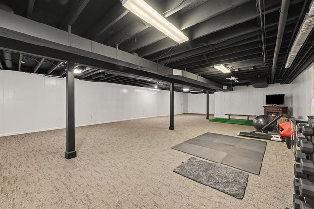7373 Dell Road, Saline, MI 48176