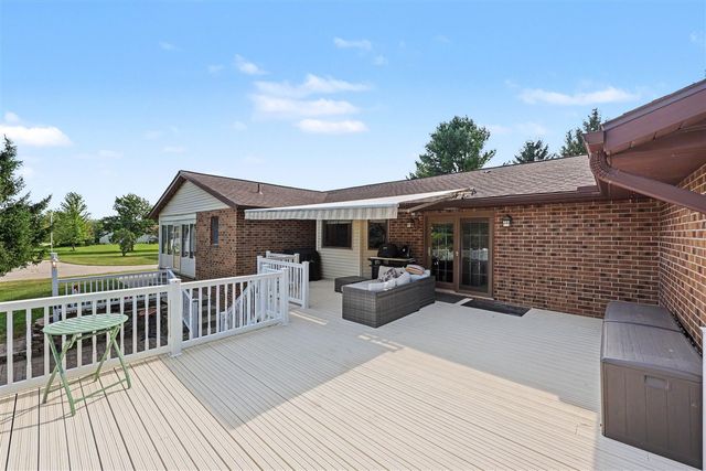 7373 Dell Road, Saline, MI 48176