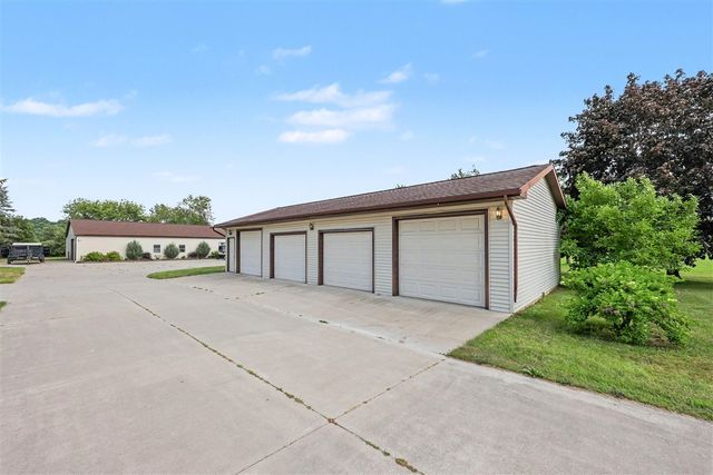 7373 Dell Road, Saline, MI 48176
